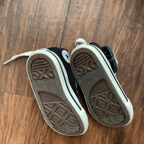 Sneakers - Picture 2 of 3